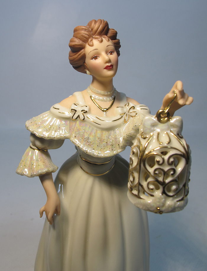 LENOX Porcelain & Gilt A GIFT OF SONG Classic Victorian Christmas